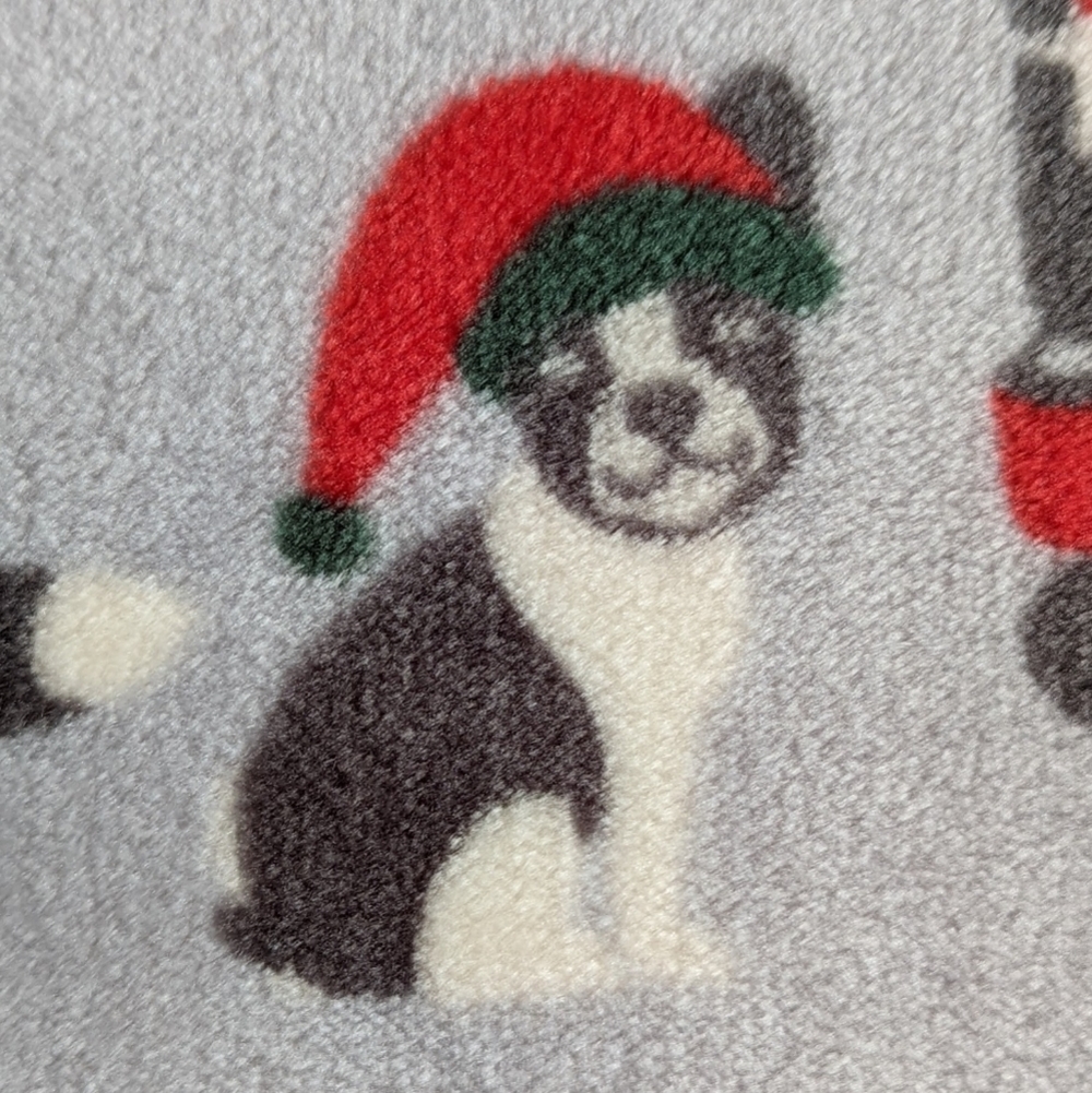 Boston Terrier Christmas Black White Dog Breed Plush Throw 50"x 70" Silver NWT - Picture 2 of 12